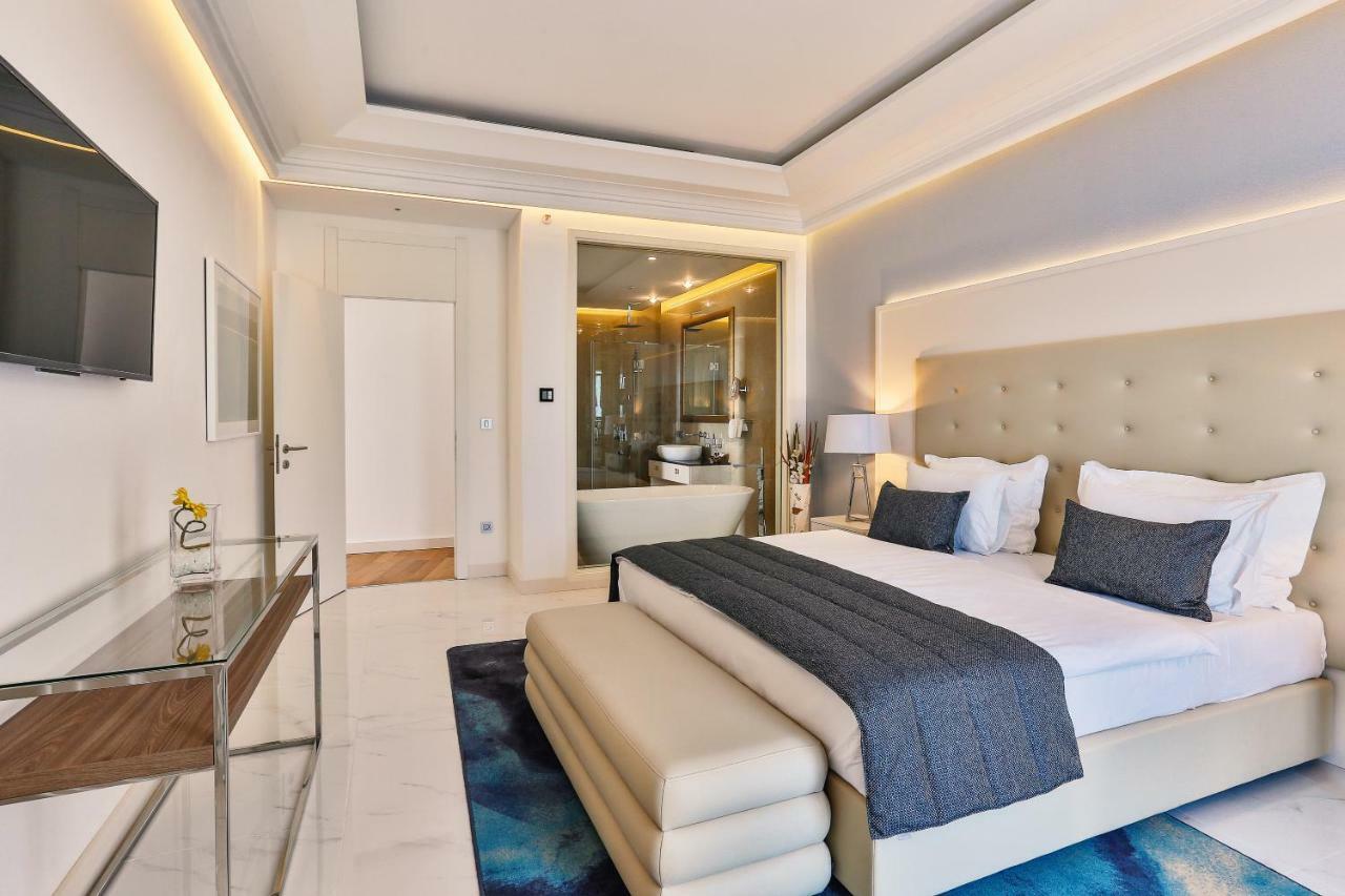 Hotel Rivijera Petrovac Buitenkant foto